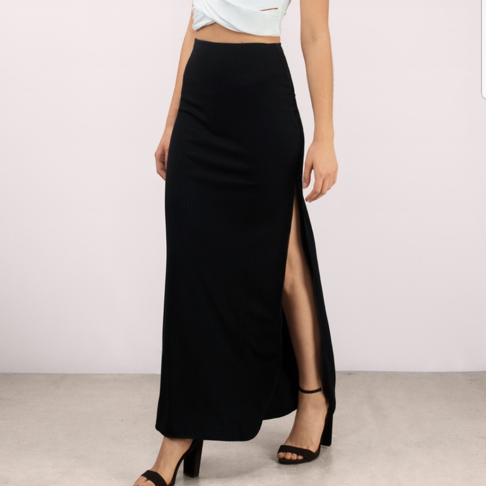 The Limited Maxi Skirt